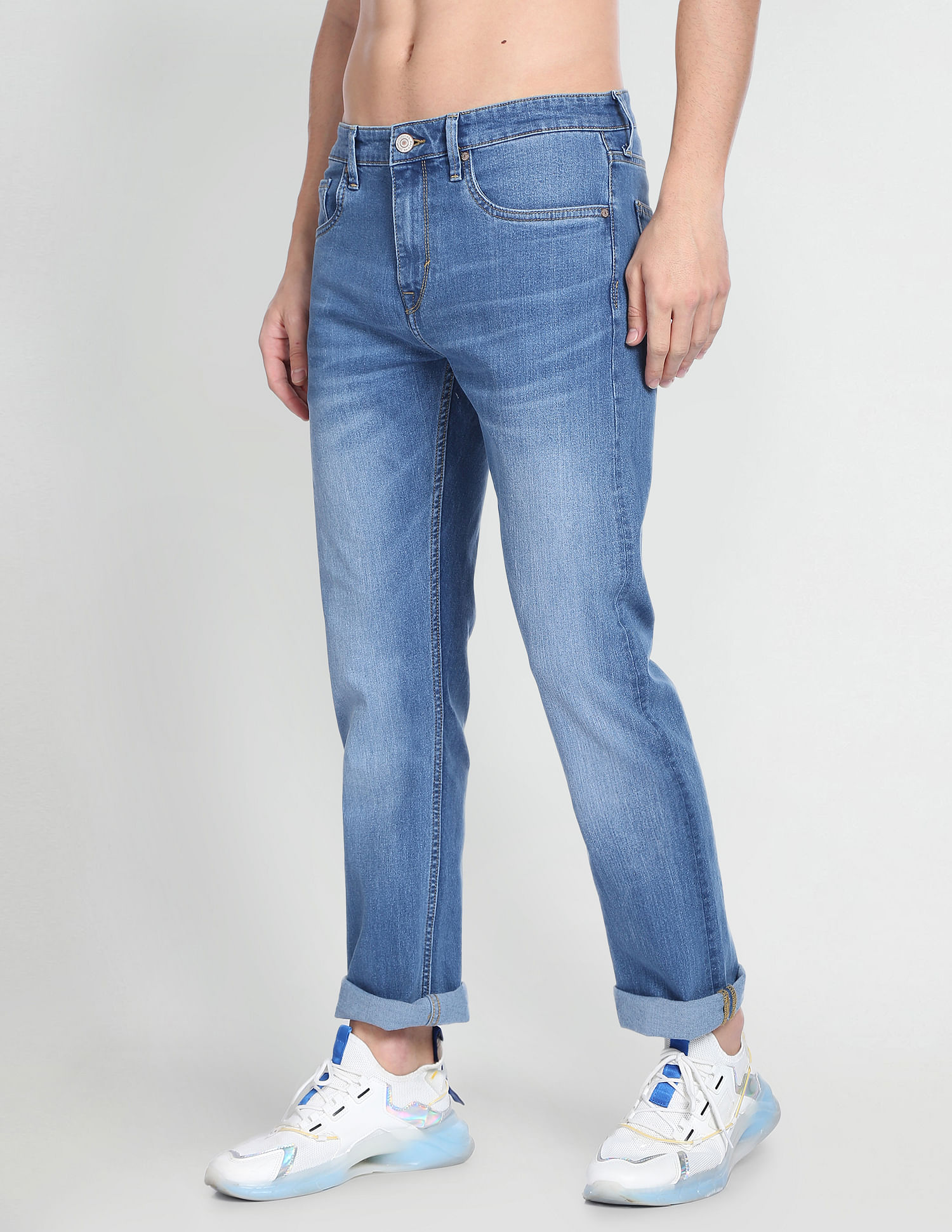 Flying Machine Relaxed Straight Fit Mid Rise Jeans
