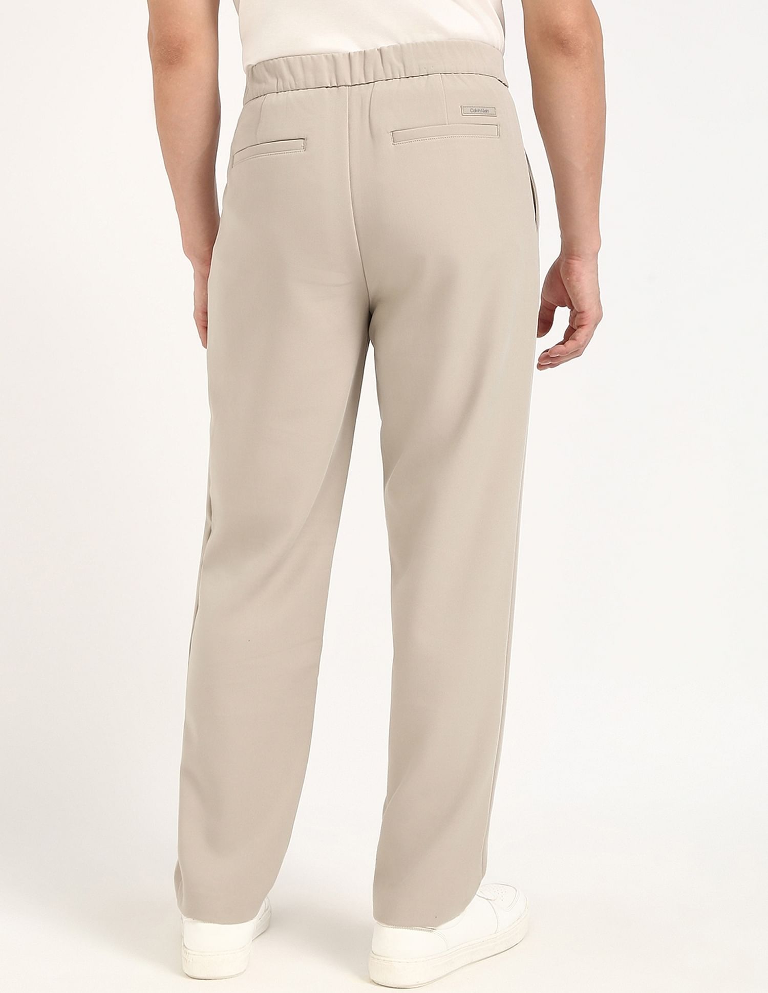 Calvin Klein Jeans Relaxed-Fit Solid Mid Rise Trouser