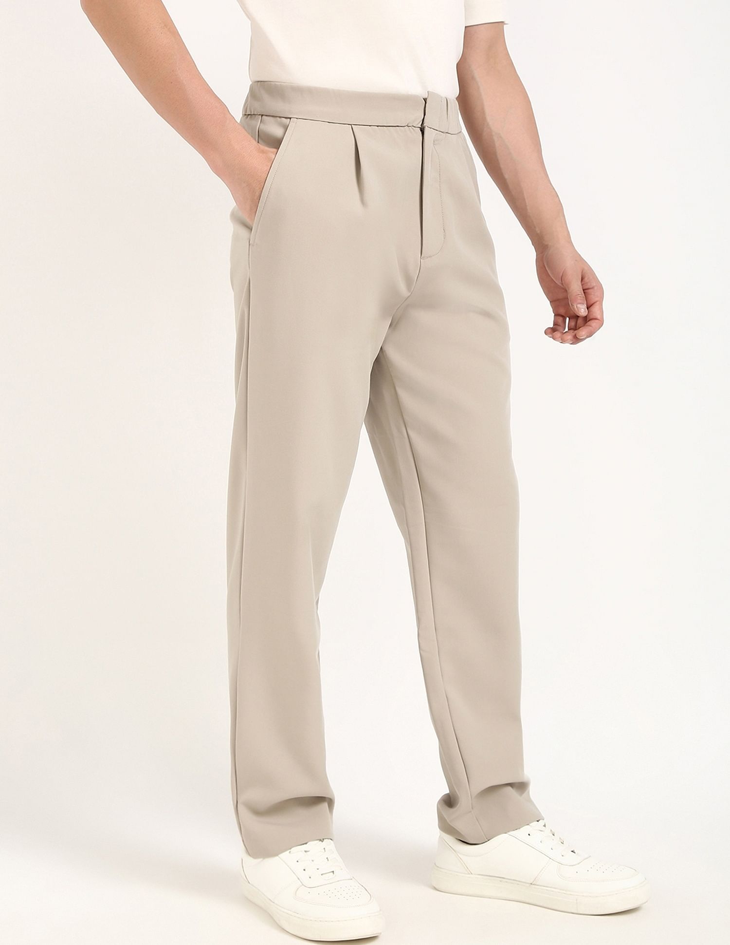 Calvin Klein Jeans Relaxed-Fit Solid Mid Rise Trouser