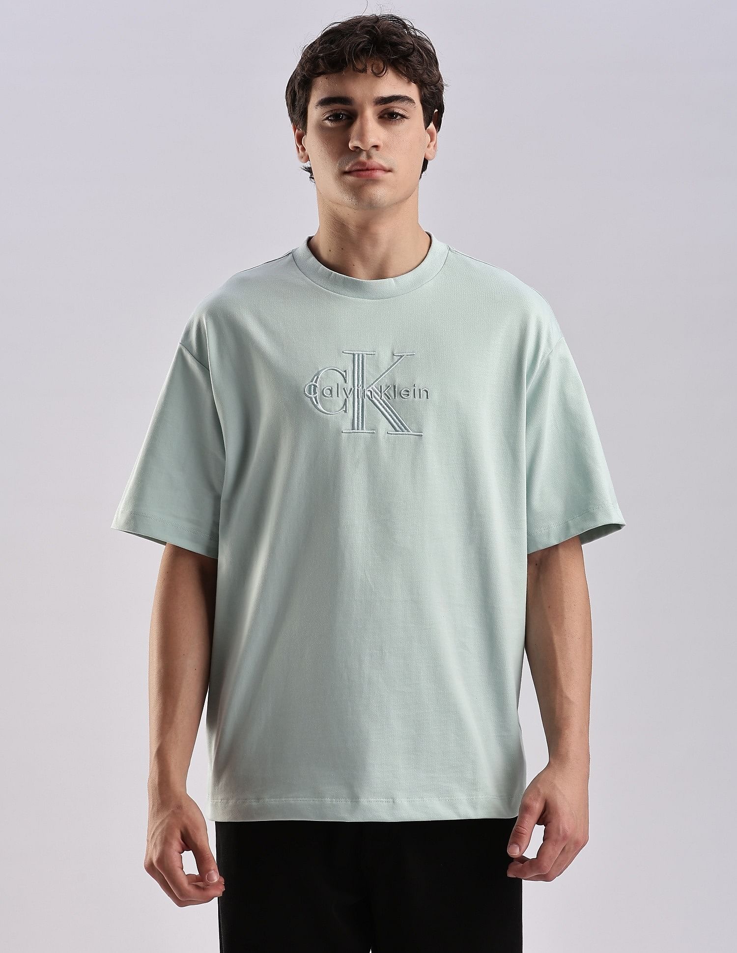 Calvin Klein Jeans Logo Relaxed Fit Cotton T-Shirt