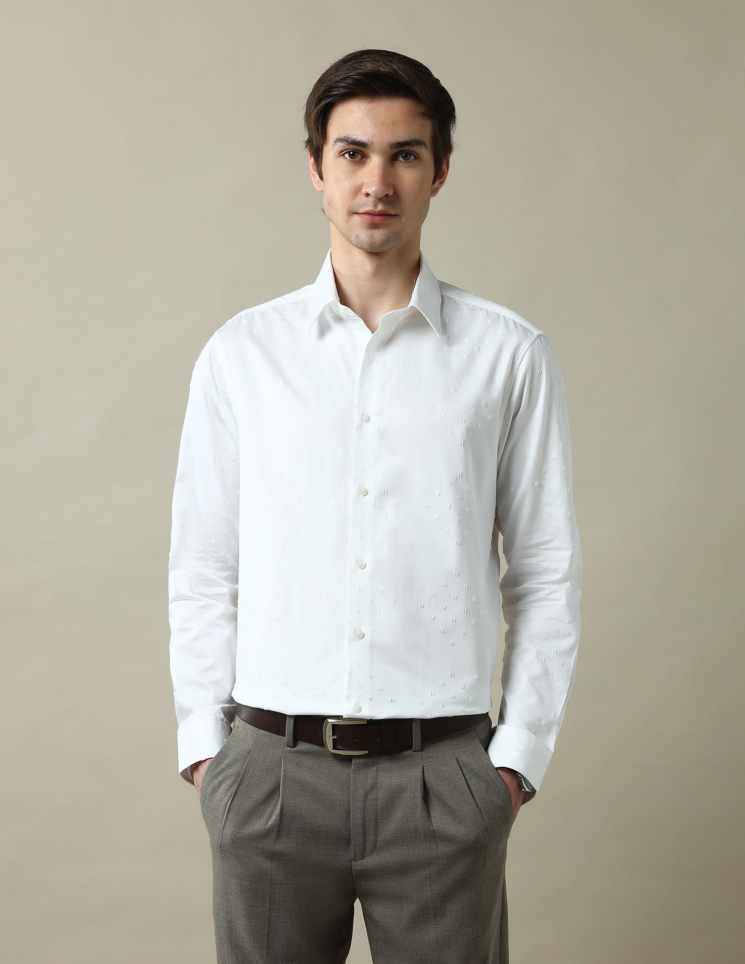 Arrow Textured Tailored Fit 1851 Shirt
