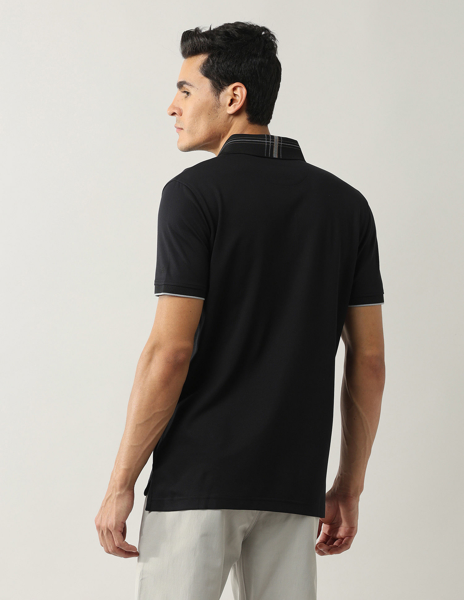 Arrow Solid Regular Fit Polo Shirt