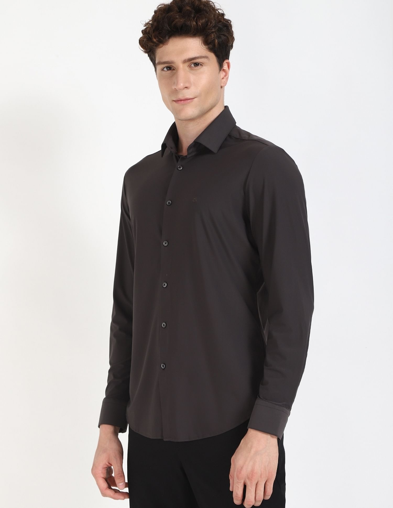 Calvin Klein Jeans Solid Slim-Fit Knit Shirt