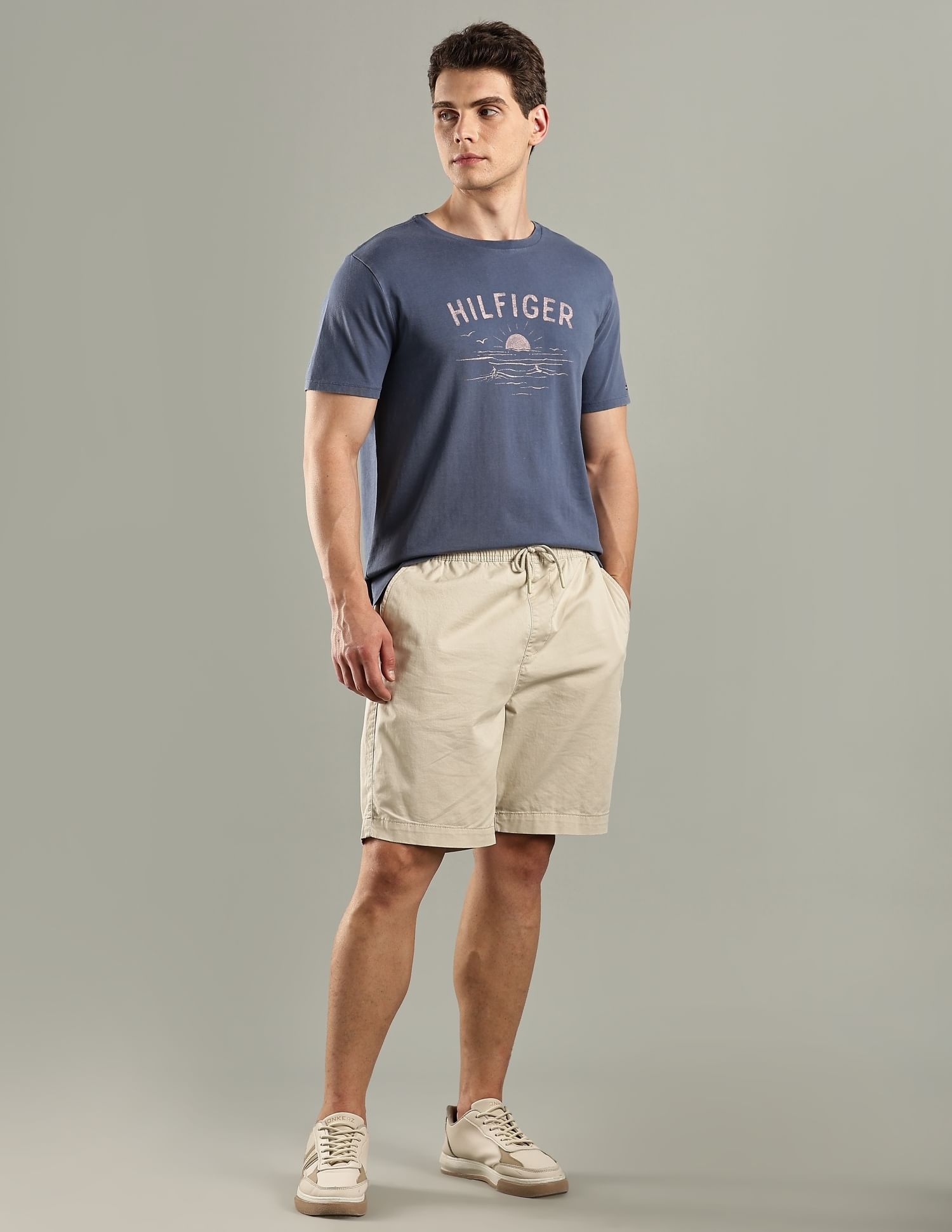 Tommy Hilfiger Logo Regular-Fit Cotton T-Shirt