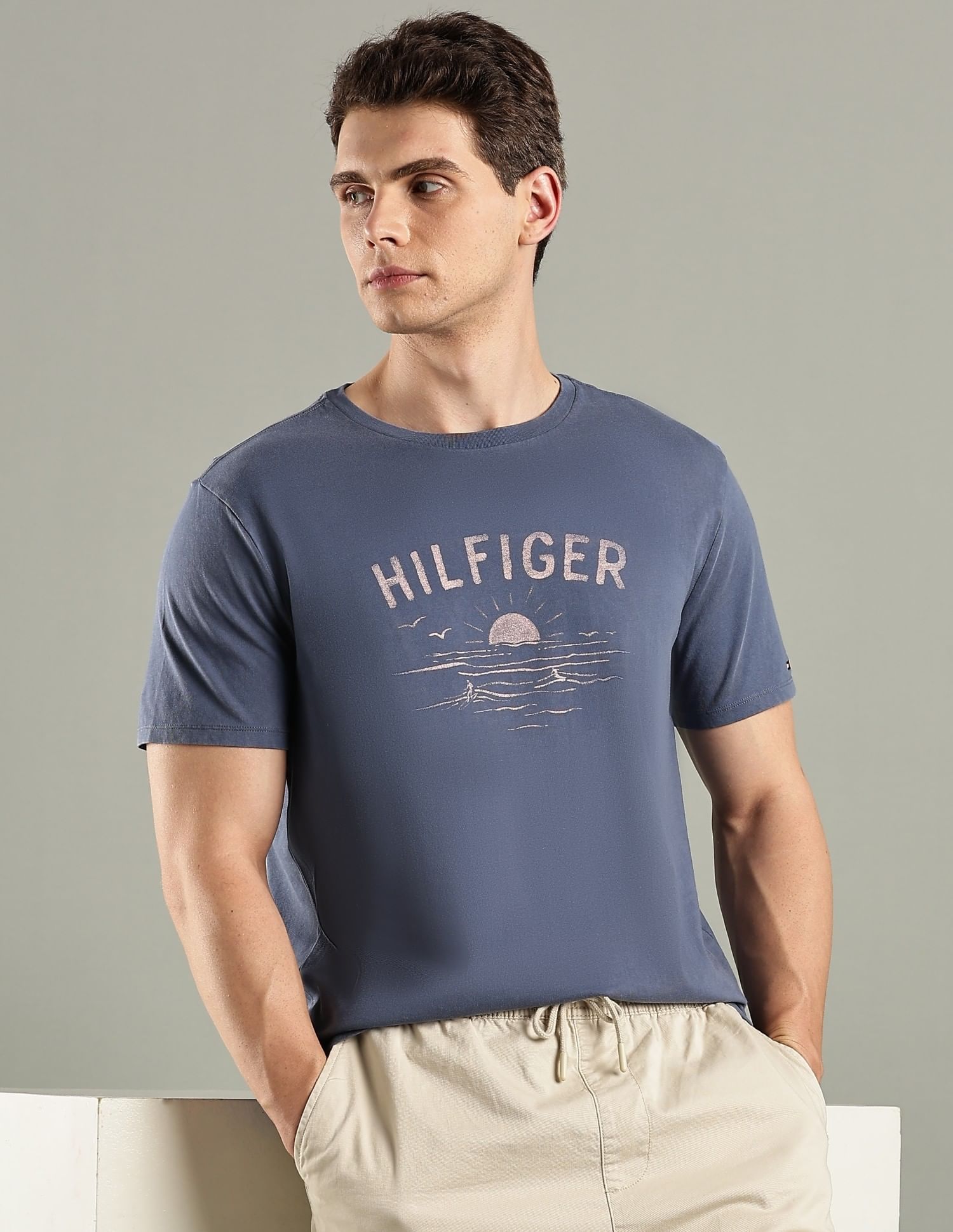 Tommy Hilfiger Logo Regular-Fit Cotton T-Shirt