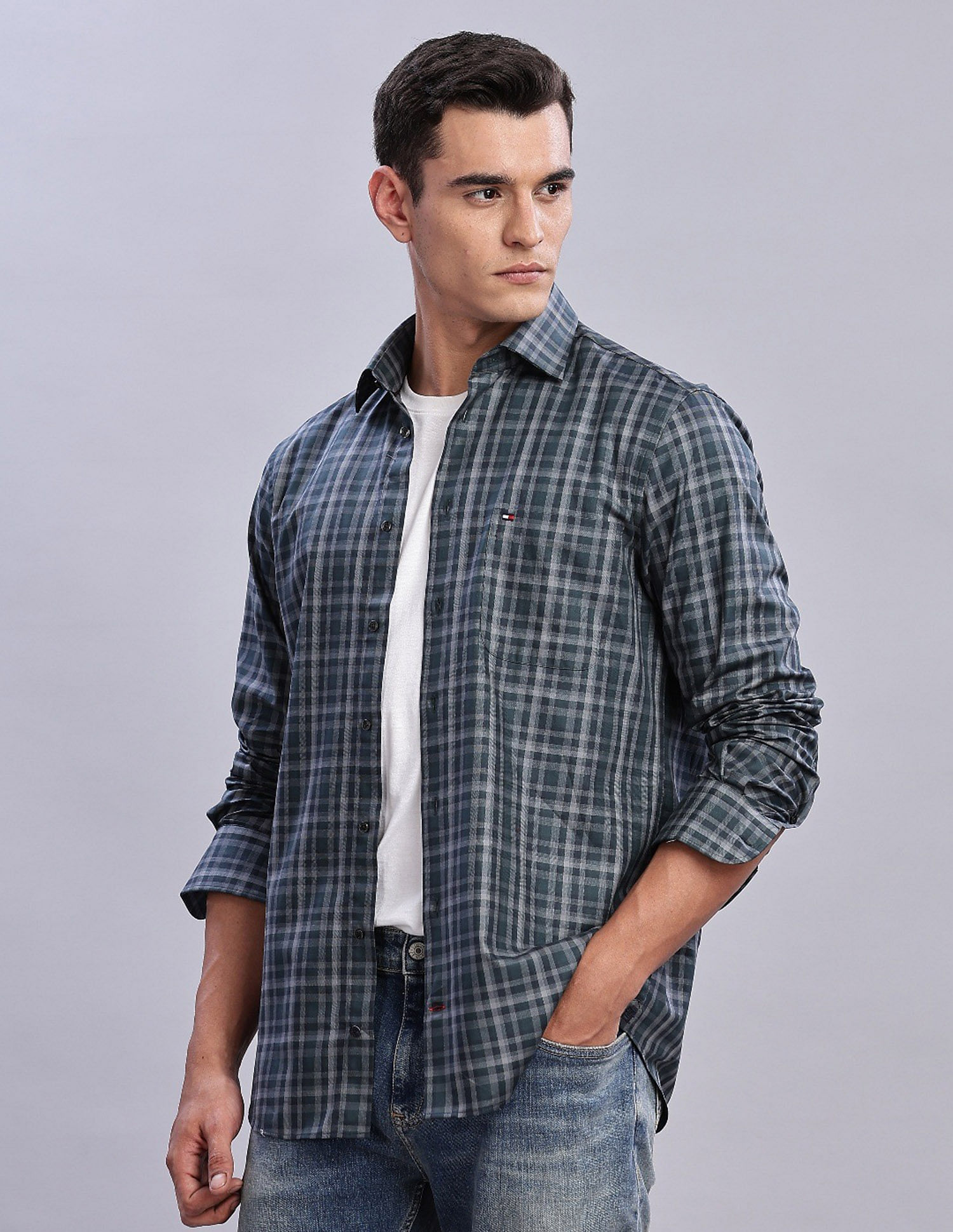 Tommy Hilfiger Checked Regular Fit Plain Woven Shirt