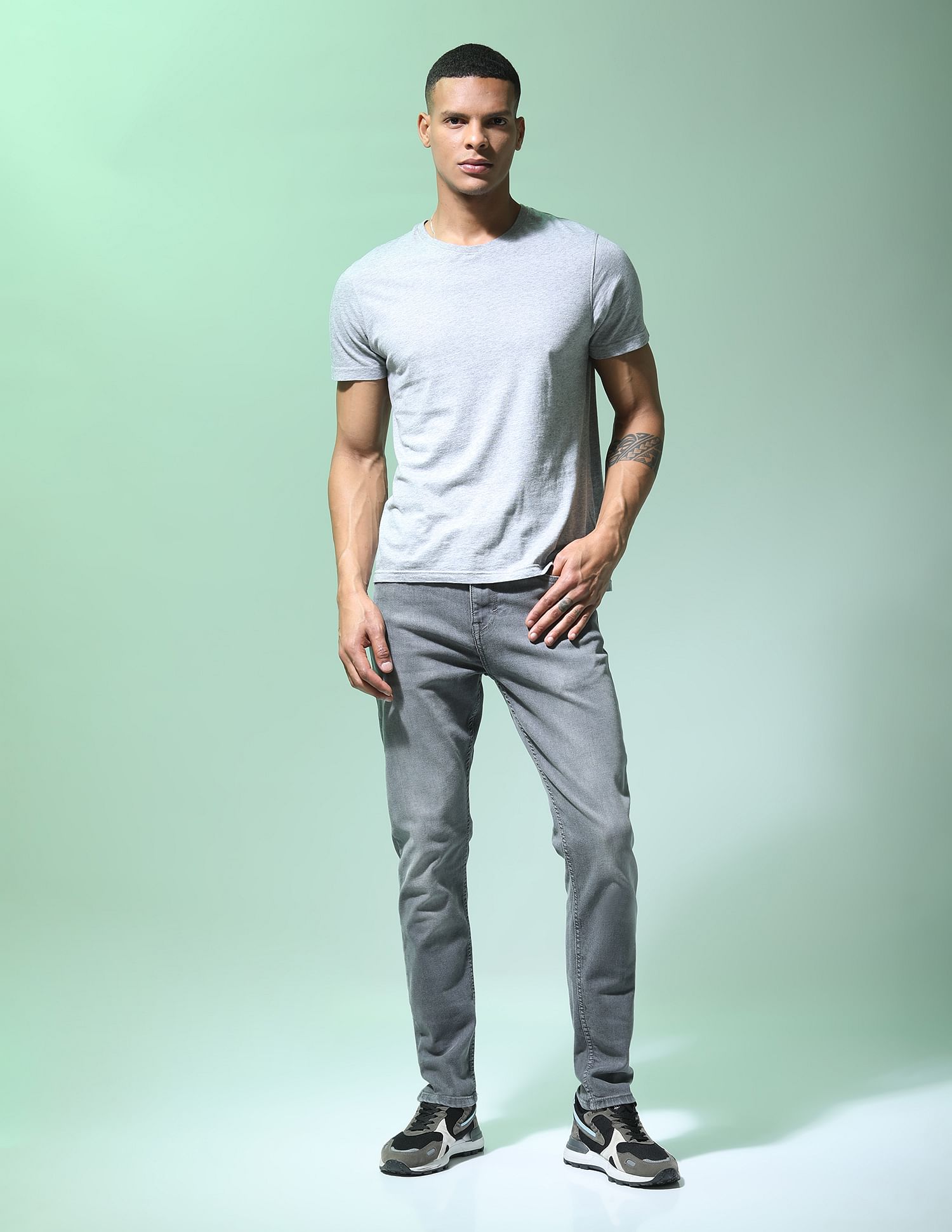 Flying Machine Slim Tapered Fit Stone Wash Jeans
