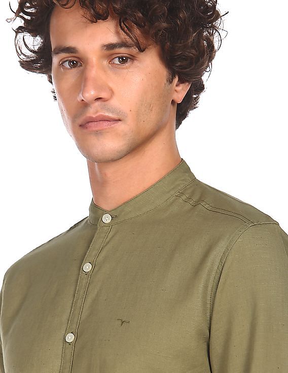 Flying Machine Mandarin Collar Solid Casual Shirt