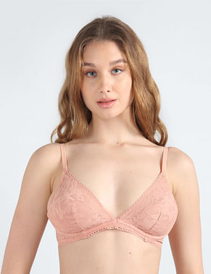 Buy Calvin Klein Underwear V-Neck Racer Back Bralette - NNNOW.com