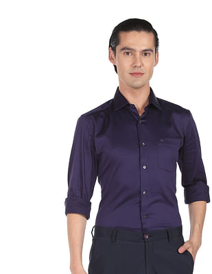 Arrow Manhattan Slim Fit Solid Shirt