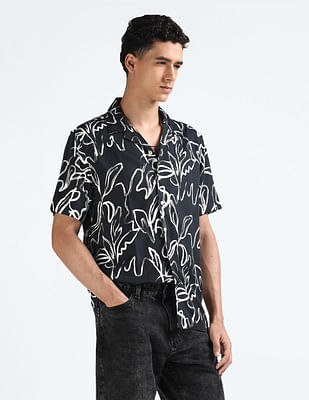 Flying Machine Cuban Collar Oversized Holiday Shirt