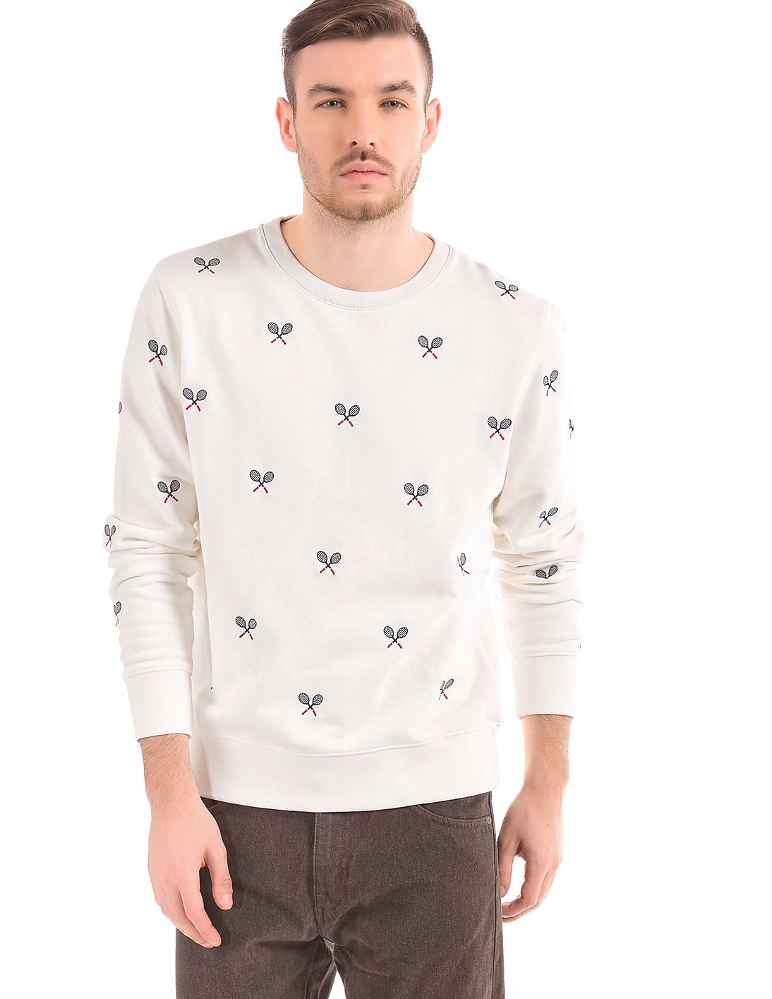 Buy Gant Men Embroidered Round Neck Sweatshirt - NNNOW.com