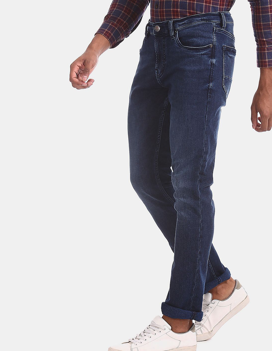Buy Men Blue James Slim Fit Stone Wash Jeans online at NNNOW.com