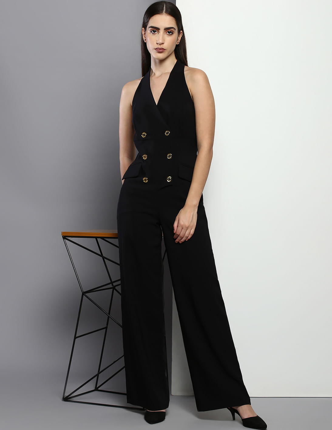 タグ付未使用 NEAU SLEEVELESS JUMPSUITオールインワン 黒 Sleeveless Halter Jumpsuit | White House Black Market