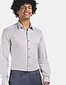 Arrow Newyork Spread Collar Slim Fit Solid Shirt